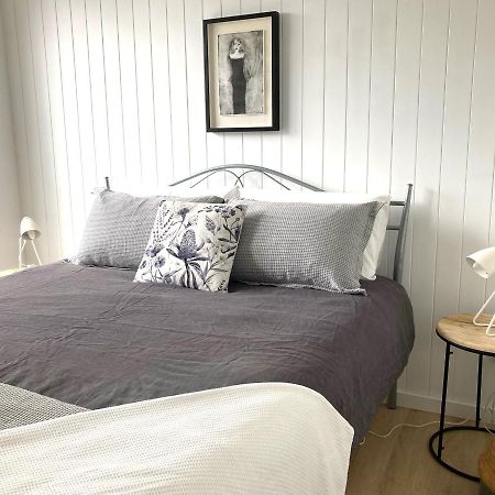 Aparthotel Bridairre Bridport Esterno foto