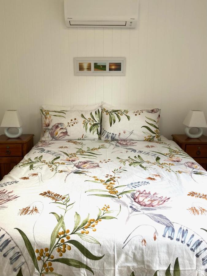 Aparthotel Bridairre Bridport Esterno foto
