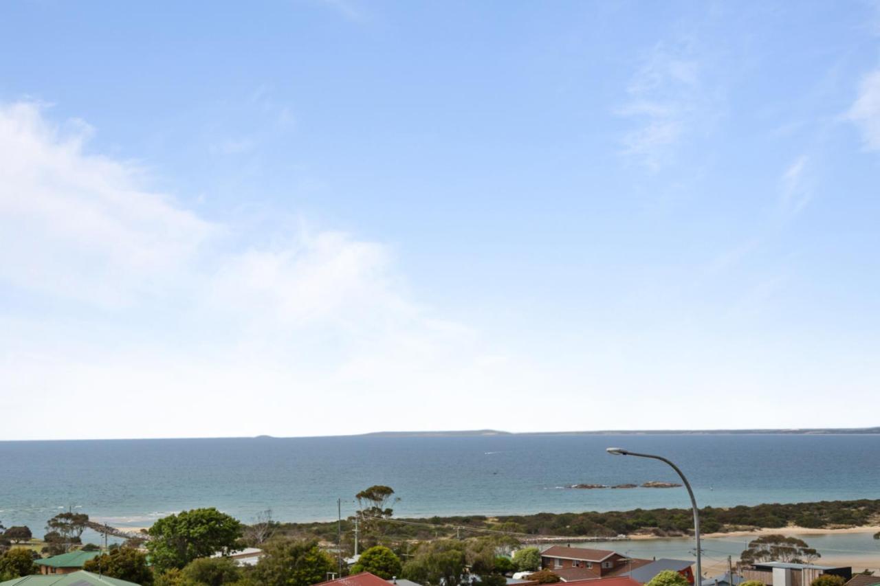 Aparthotel Bridairre Bridport Esterno foto